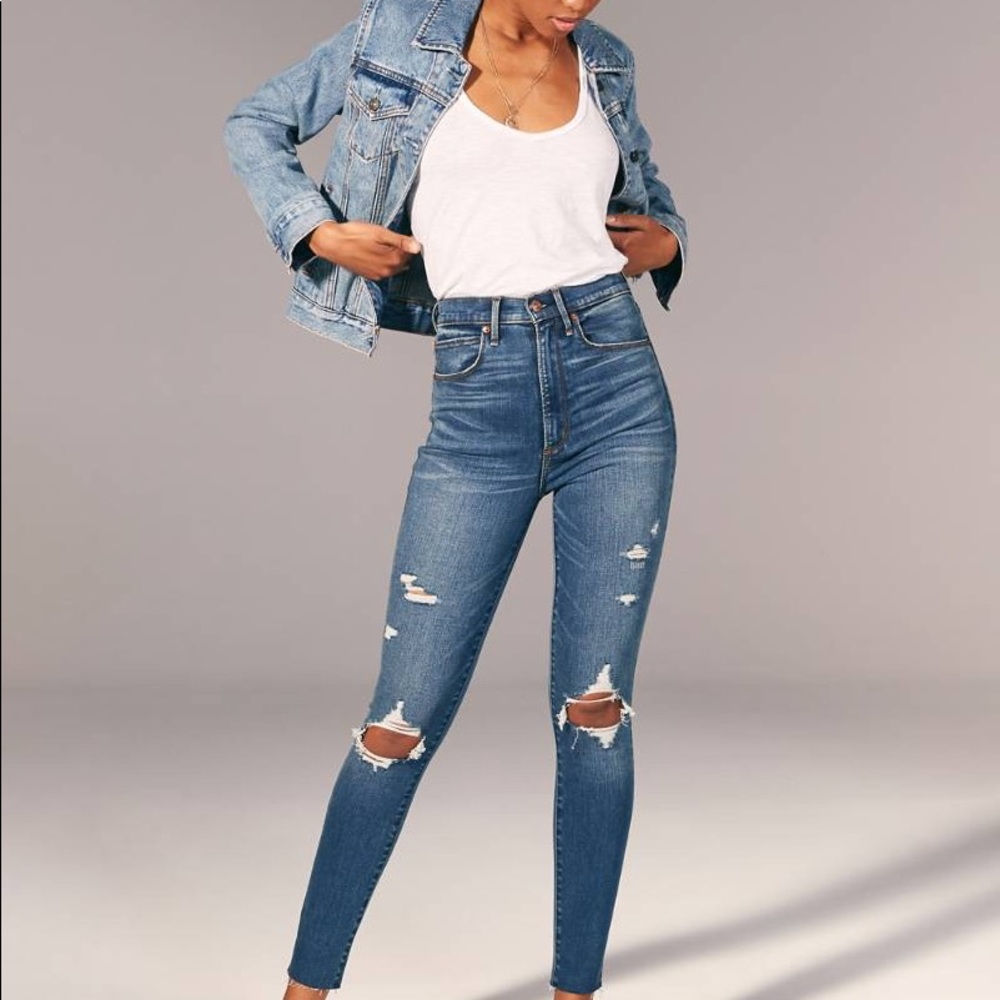 Abercrombie Fitch High Rise Skinny Ripped jeans